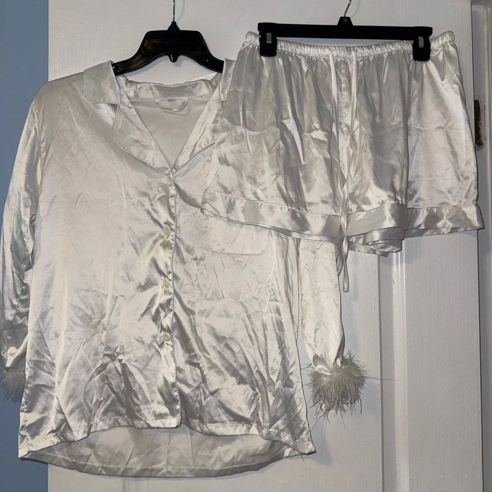 White Silk Pj set - Picture 3 of 9